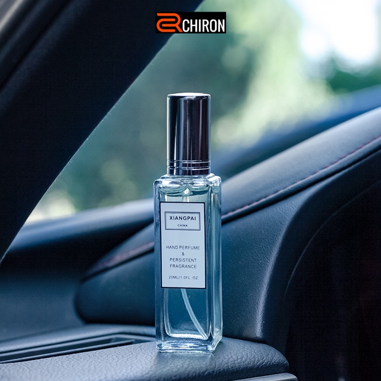Nước hoa ô tô dạng xịt dung tích 20ML chiết xuất từ thiên nhiên khử mùi xe hơi, tủ quần áo - Chiron