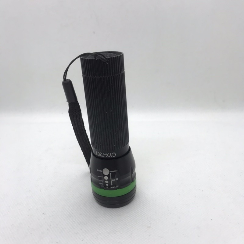 Đèn Pin LED cầm tay siêu sáng CYX-7301 dùng 3 viên pin Nhí AAA với 3 chế độ chiếu sáng, kích thước nhỏ gọn