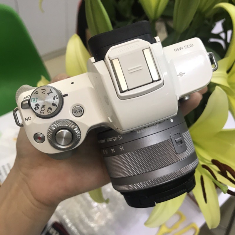 Máy ảnh Canon M50 kit 15-45mm 💥 Màu trắng💥 like new 98%