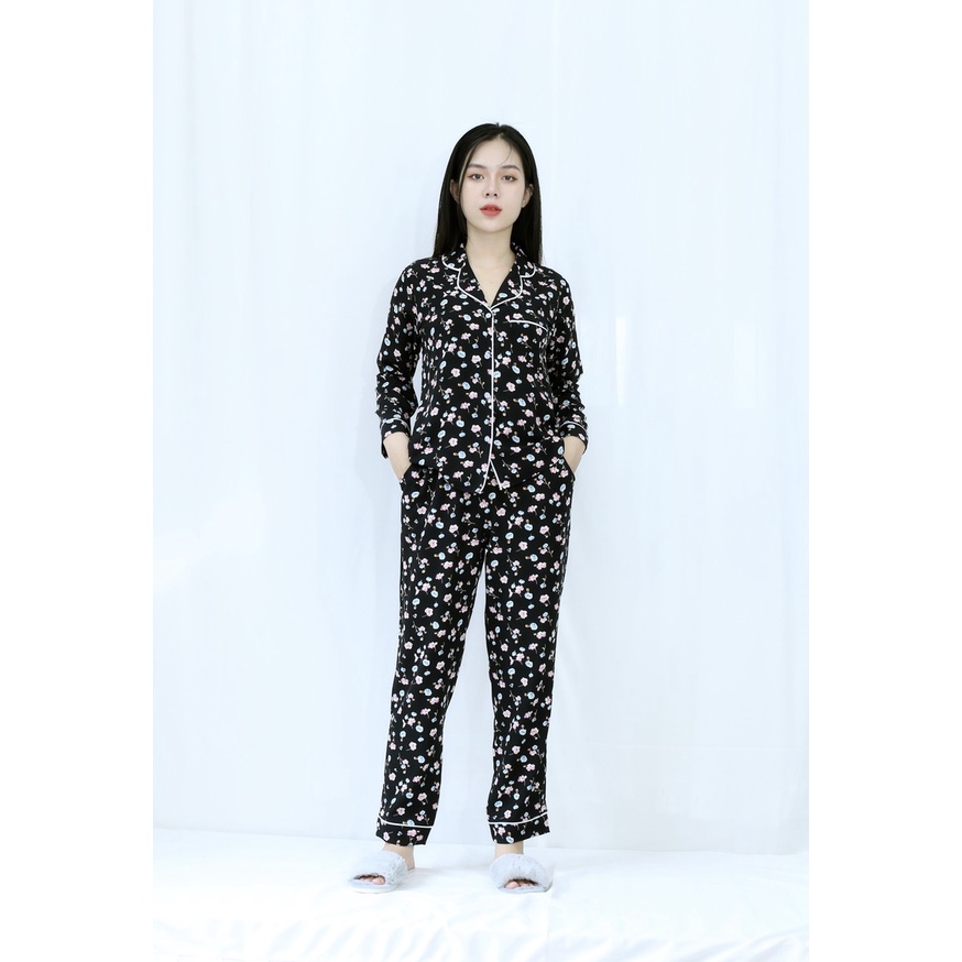 Bộ đồ Pijama Quần dài tay dài vải lụa cao cấp NỀN ĐEN HOA NHÍ  siêu sang chảnh - Thể Hiện Sự Hoàn Mỹ