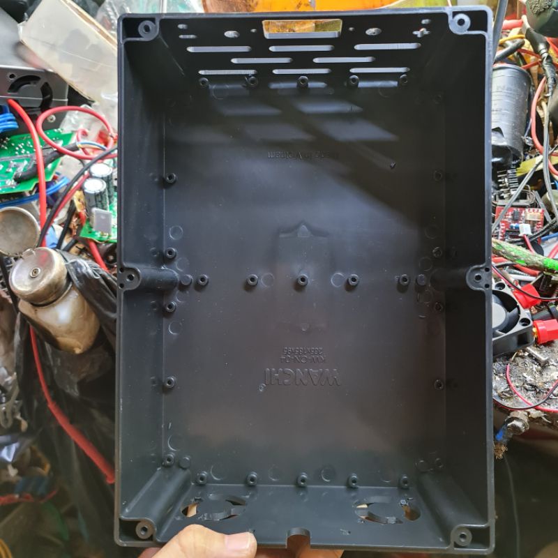 Hộp Nhựa Wanchi Phay Sẵn Kích Thước 265x185x95