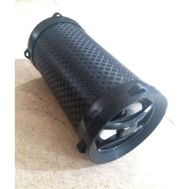 Loa bluetooth trống chất