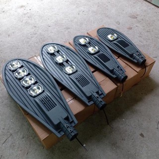 Đền đường 50w đèn chiếc lá