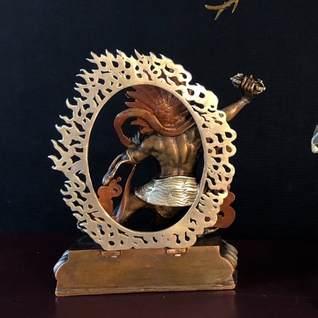 Tôn Tượng Kim Cương Thủ Nepal Nạm Bạc 10Cm