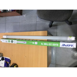 BÓNG ĐÈN LED 0,6M THỦY TINH MPE