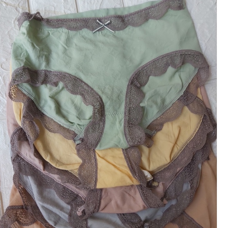 Lố 10 quần lót cotton pha ren mã 165 chất đẹp
