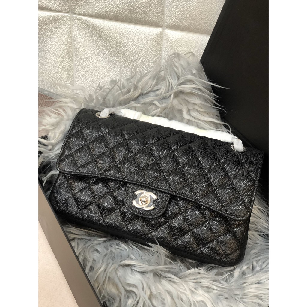 Túi hộp đen classic da hạt size 26cm