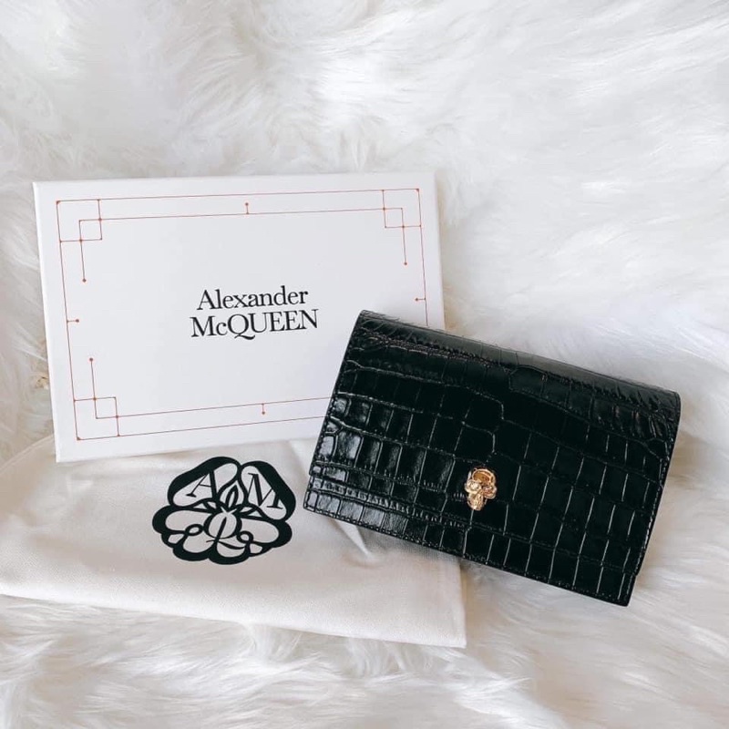 Túi MC Q U E E N woc