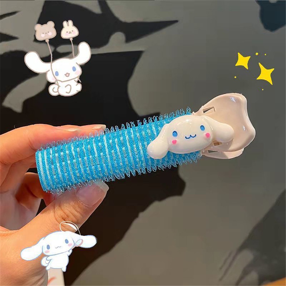 Set 2 Lô Uốn Tóc Tự Dính Bằng Nhựa Họa Tiết Hoạt Hình Dễ Thương