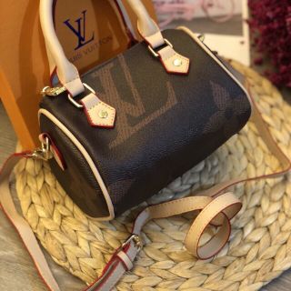 Túi lv trống độc đáo size 20
