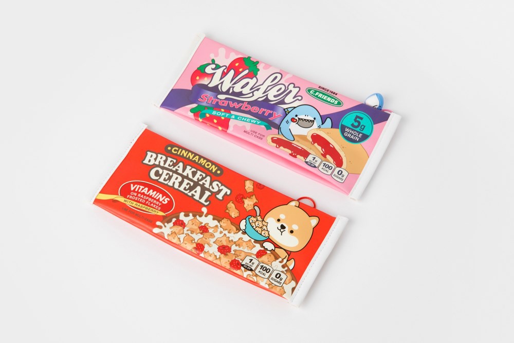 Túi Đựng Bút ARTBOX Hàn Quốc In Hình Chú Boss Với Quả Dâu Tây Xinh Xắn