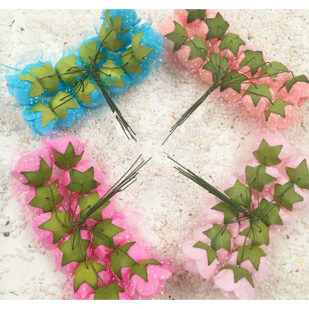 Hoa xốp trang trí vòng hoa