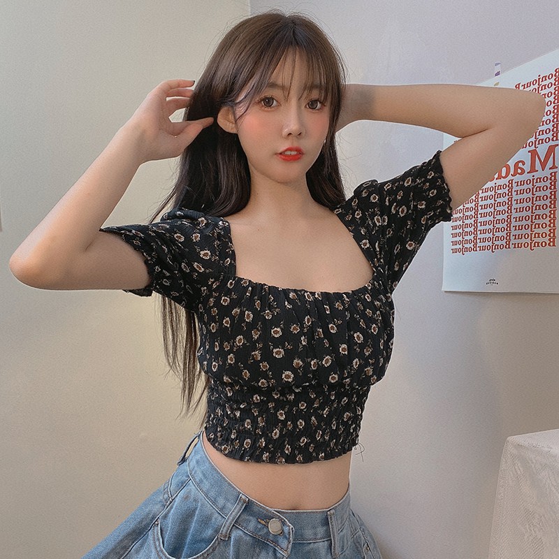 Áo Thun Tay Ngắn Cổ Đứng Hoạ Tiết Hoa Phong Cách Vintage | BigBuy360 - bigbuy360.vn