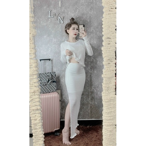 Đầm Tay Ngắn Body Cài Khuy Tăm Bo Dáng Ngắn Viền Trắng Eo