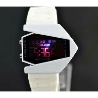 Đồng hồ led trẻ em hình phi thuyền