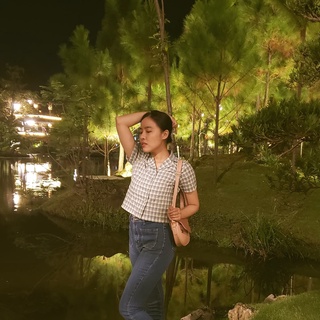 Áo sơ mi caro vải gân nổi cổ vest vạt chéo by Macaron