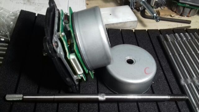 Cốt quạt 8mm có đầu nhám .