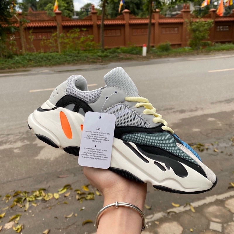Giày yz 700 xanh phản quang