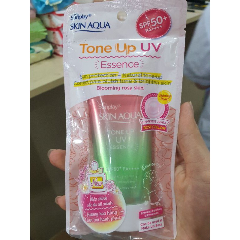 kem chống nắng Skin Aqua Tone Up UV Essence SPF50+, PA++++ 50g