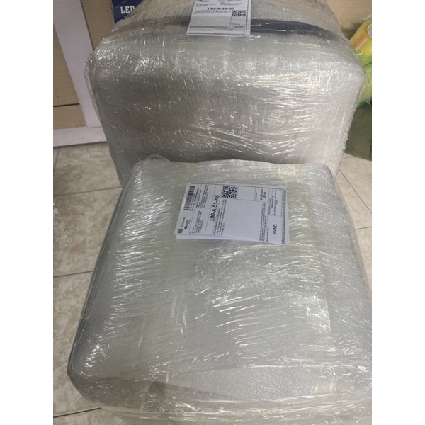 Máy hút bụi Topclean 950BK Xper ,2200W , 21 lít được làm bằng inox chống han gỉ ,chống va đập, hút siêu khỏe, chính hãng