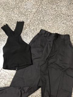 Set áo yếm hở lưng quần jogger đen