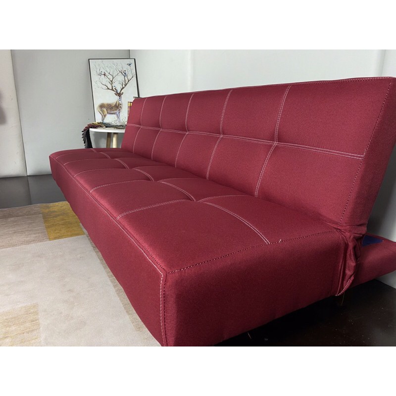 Sofa bed . Sofa giường. Màu đỏ đô . 6 chân gỗ