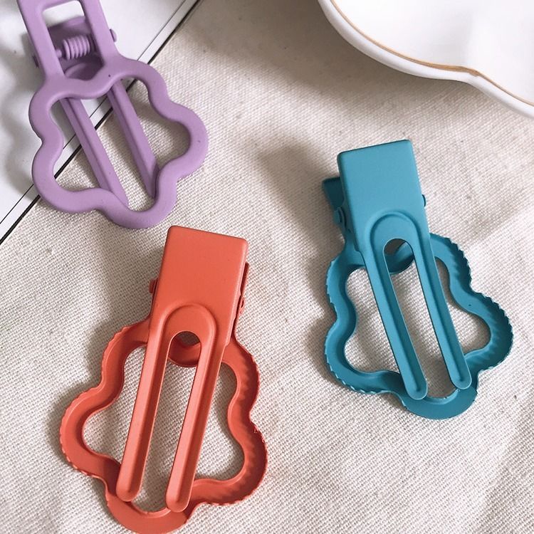 Kẹp tóc màu sắc ngọt ngào đáng yêu