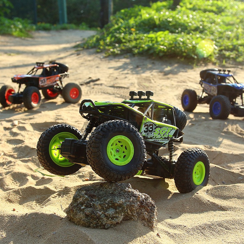 ROCK CRAWLER RC Xe Địa Hình Điều Khiển Từ Xa 2.4ghz 4 Bánh Tỉ Lệ 1 / 20