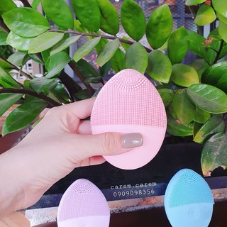 Máy silicon gai mềm rửa mặt (có clip)