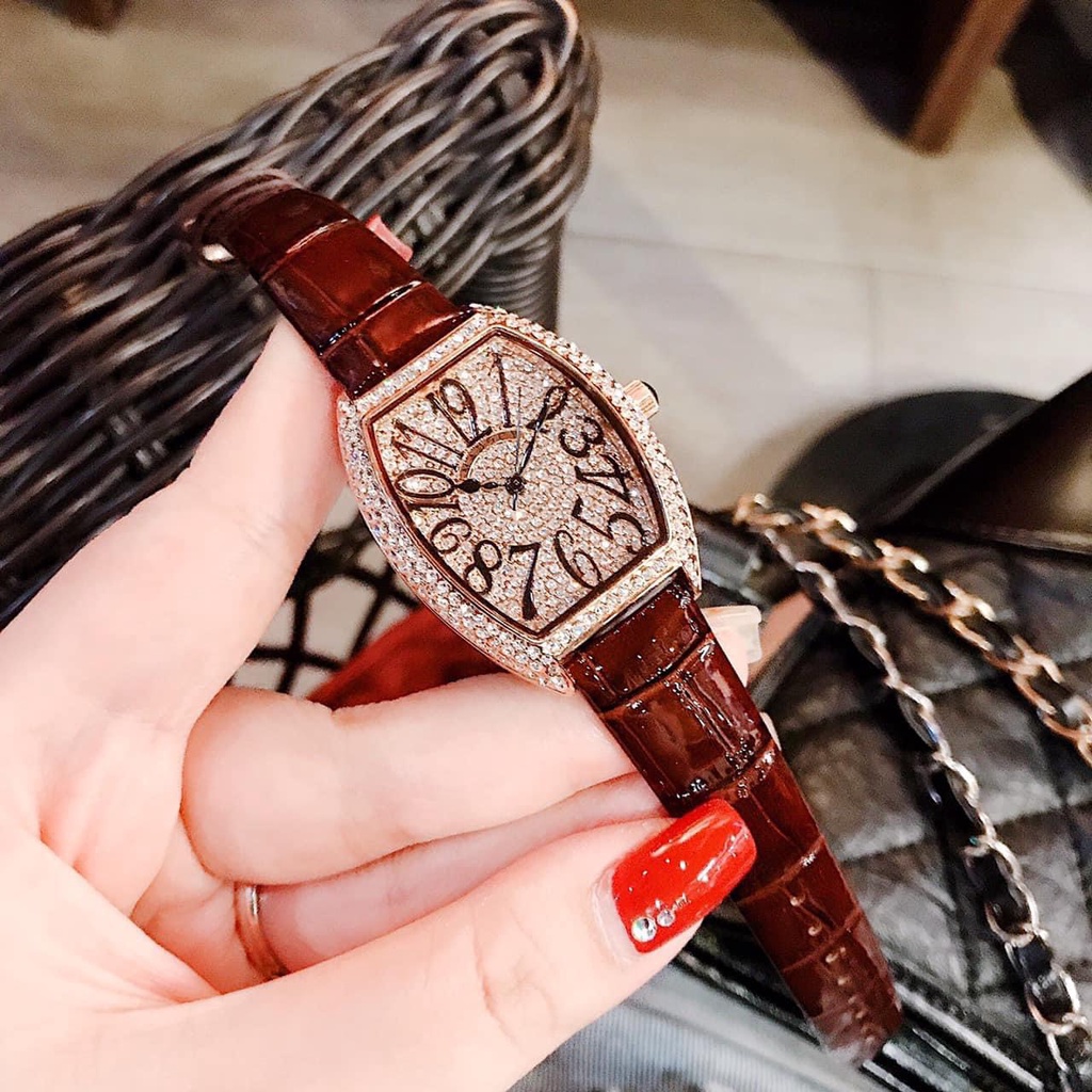 Đồng Nữ Madocy By Christian Kiểu Dáng Thời Trang