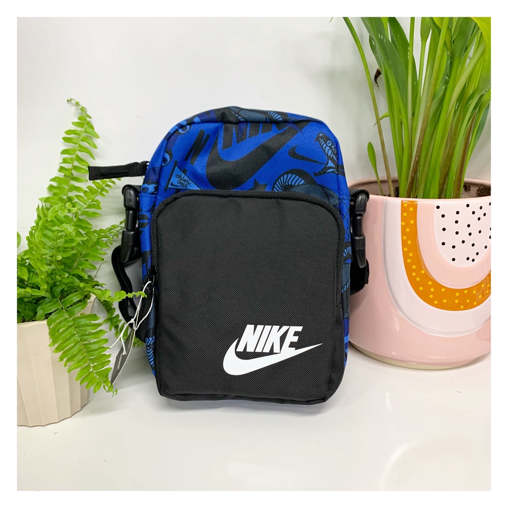 Túi Ni.Ke Đeo Chéo Màu Nổi Bật 4 Mẫu Lựa Chọn