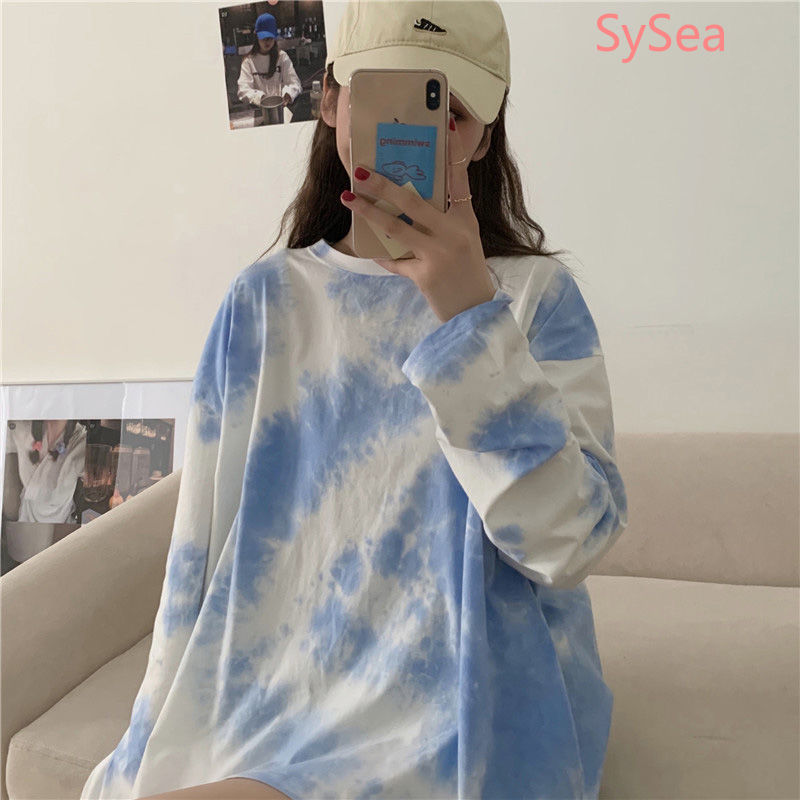 Áo thun tay dài form rộng màu loang cho nữ