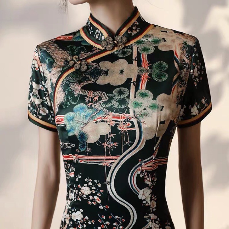 Sườn xám hoạ tiết