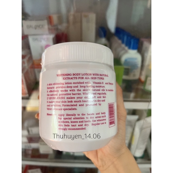 Kem Velvet Whitening Thái Lan