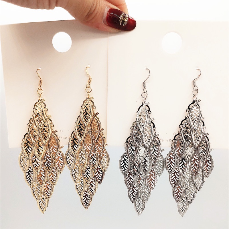 Hoa Tai Dáng Dài Hình Đồng Xu Phối Tua Rua Thời Trang Cho Nữ