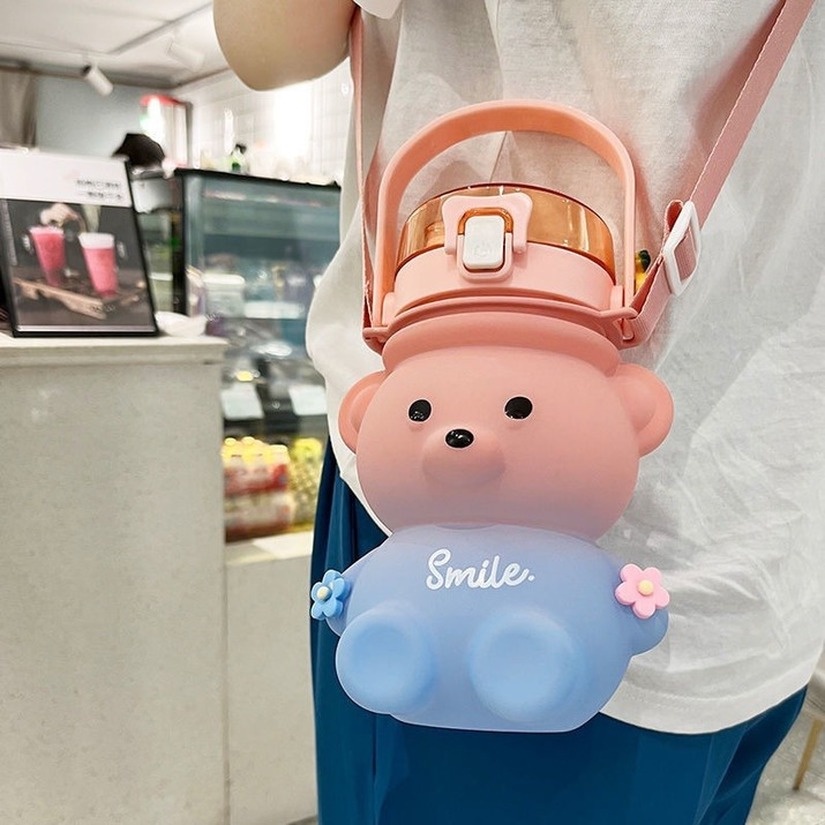 Bình nước con Gấu 1.1L /1.4 lít, lọ nước cute, Bình đựng nước, bình uống nước cho bé tặng kèm phụ kiện đáng yêu bình sữa cho bé