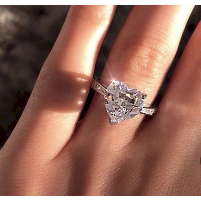 Nhẫn Đeo Tay Kim Loại Đính Đá Hình Trái Tim Xinh Xắn Cho Bạn Gái