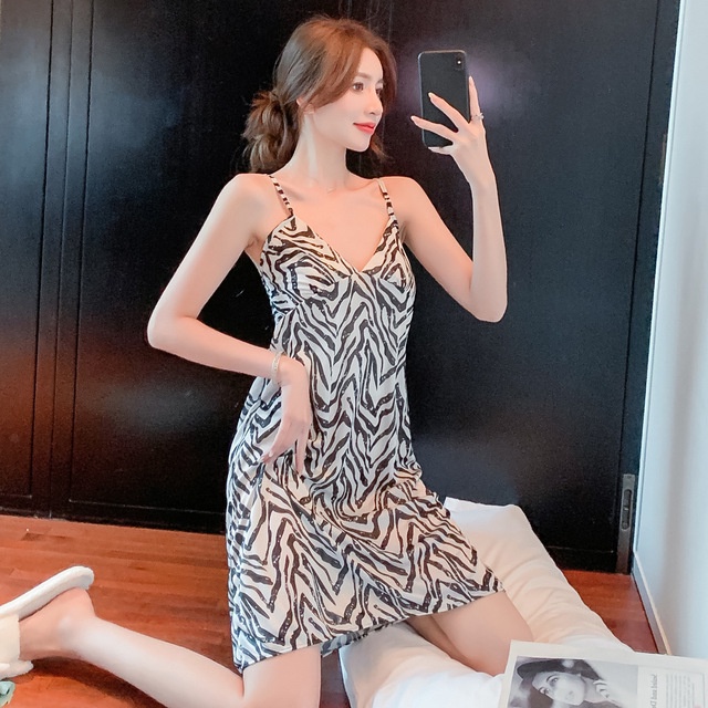 Váy ngủ 2 dây lụa Hàn Cao Cấp, đầm ngủ,váy ngủ nữ Lụa satin hai dây sexy gợi cảm đồ ngủ | BigBuy360 - bigbuy360.vn