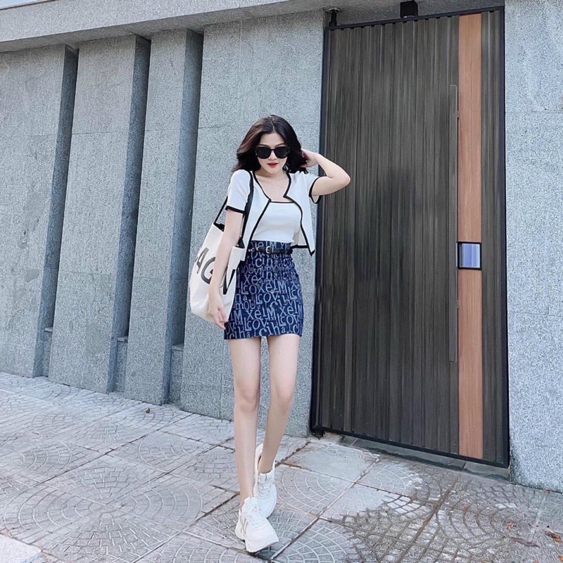 Chân váy chữ A chất  jean họa tiết chữ, vải dày dặn tặng kèm dây đai xích cá tính