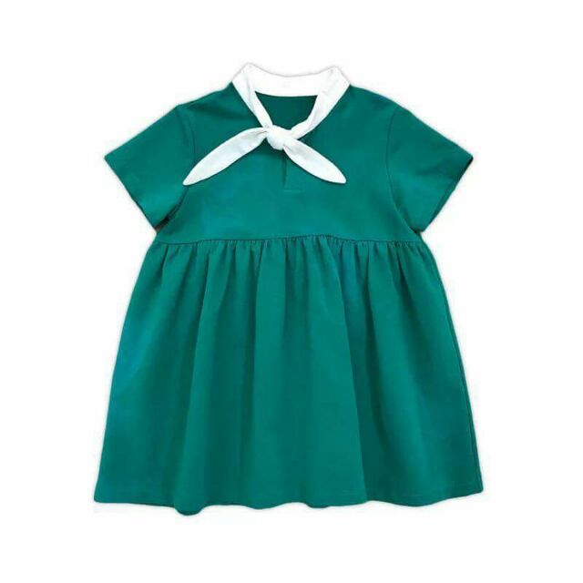 Váy xanh bé gái