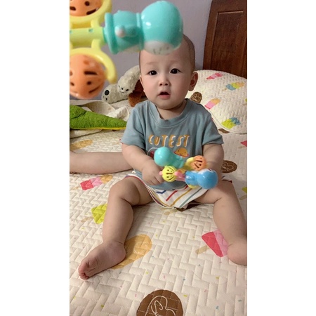 ĐỒ CHƠI XÚC XẮC LỤC LẠC ĐÔRÊMON CHO BÉ