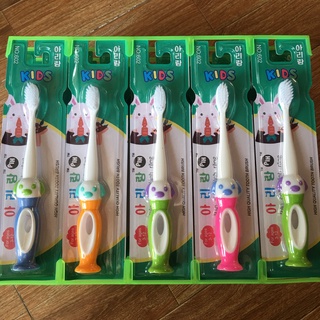 Bàn chải đánh răng trẻ em hình thú (set 4 chiếc)