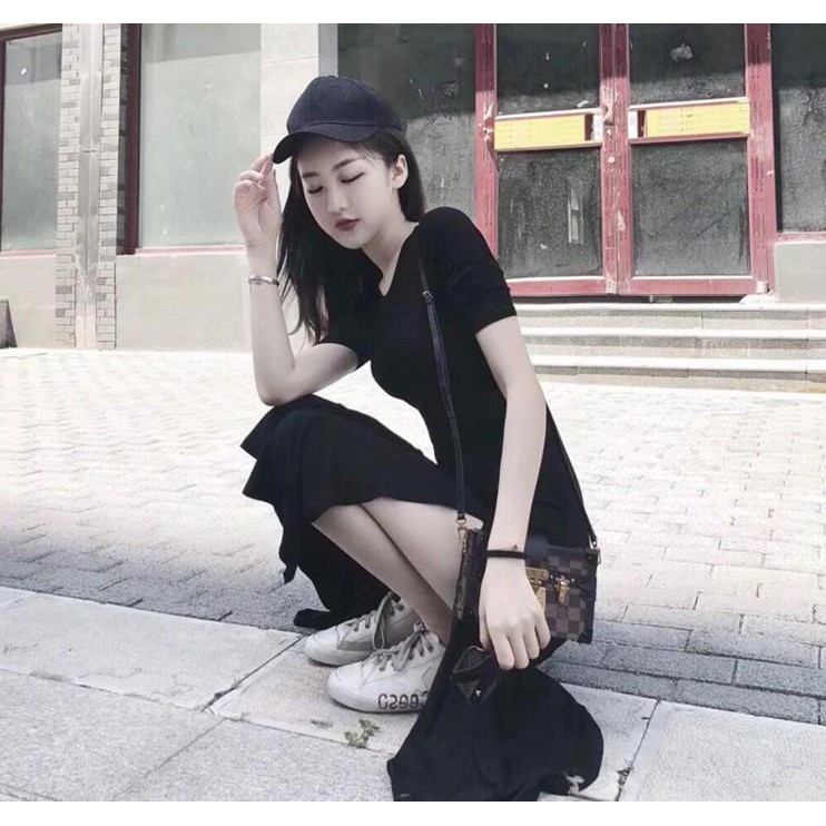 Váy body xẻ, Đầm thun ôm body, xẻ tà khoe chân thon dài chất liệu mát mẻ, phong cách sexy thời trang Ngão Clothing | BigBuy360 - bigbuy360.vn