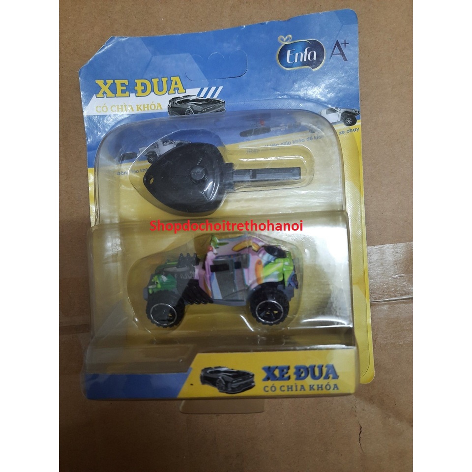 xe đua có chìa khóa
