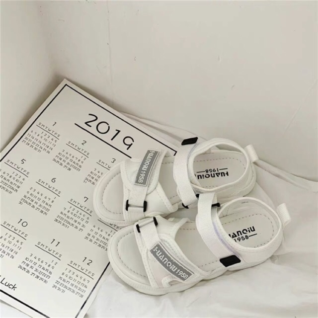 [ ORDER ] Sandal ulzzang hot hit