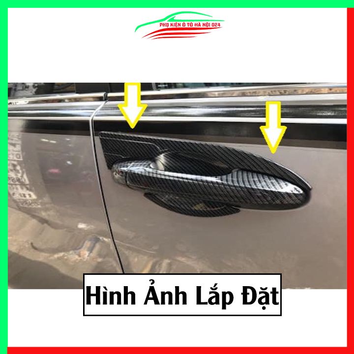 Ốp tay hõm Innova 2017-2023 vân Carbon chống trầy bảo vệ cửa xe ô tô