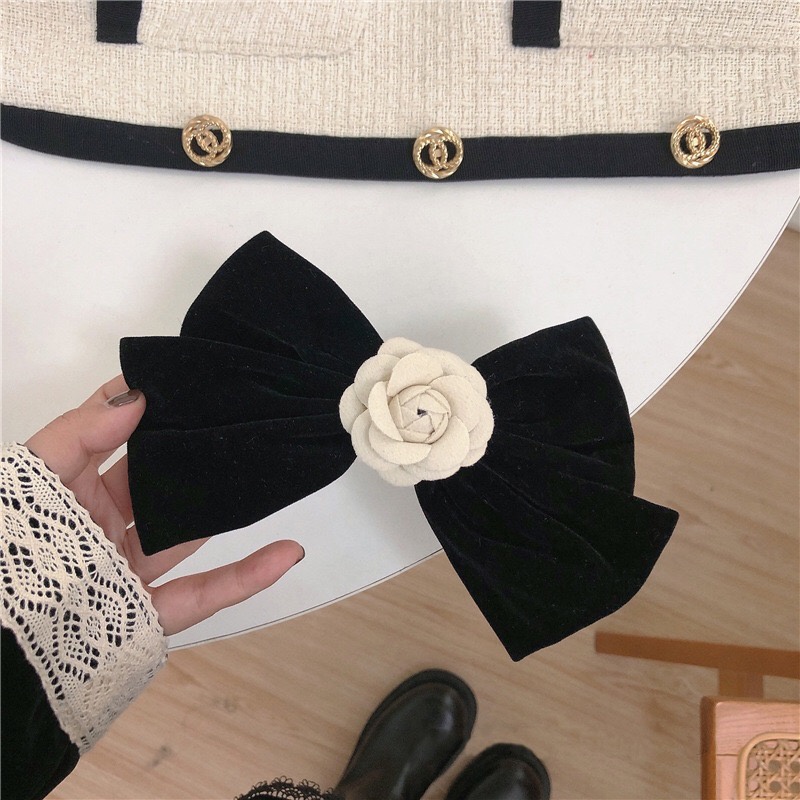 Kẹp Nơ Đen Nhung Retro Kiểu Pháp Đính Hoa Trà - Vani Store - PKT00245