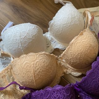 Áo ngực cúp ngang phối ren đệm mút cotton dày nâng ngực