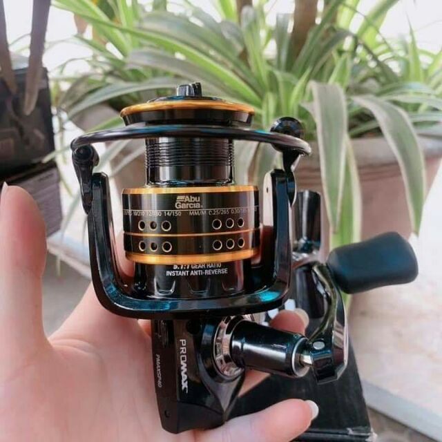 Máy câu cá abu garcia pormax SP40