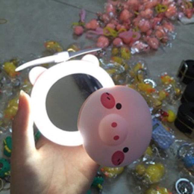 Quạt heo đáng yêu 3in1 gồm gương trang điểm, quạt, đèn | BigBuy360 - bigbuy360.vn